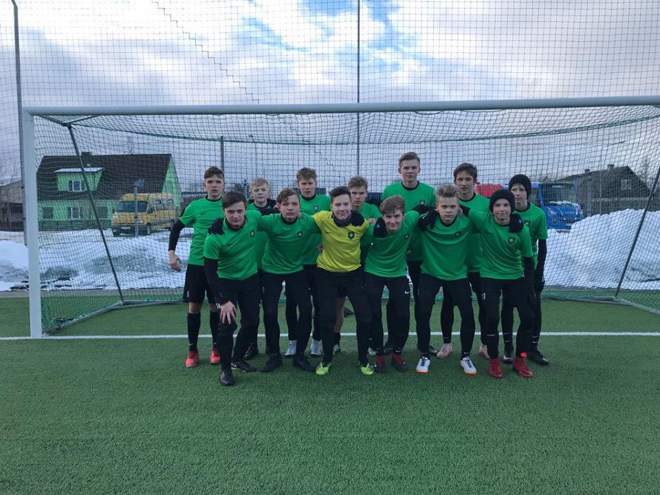 54212943_594196557709381_4471362667998609408_n